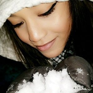 Meet your Posher, Elise